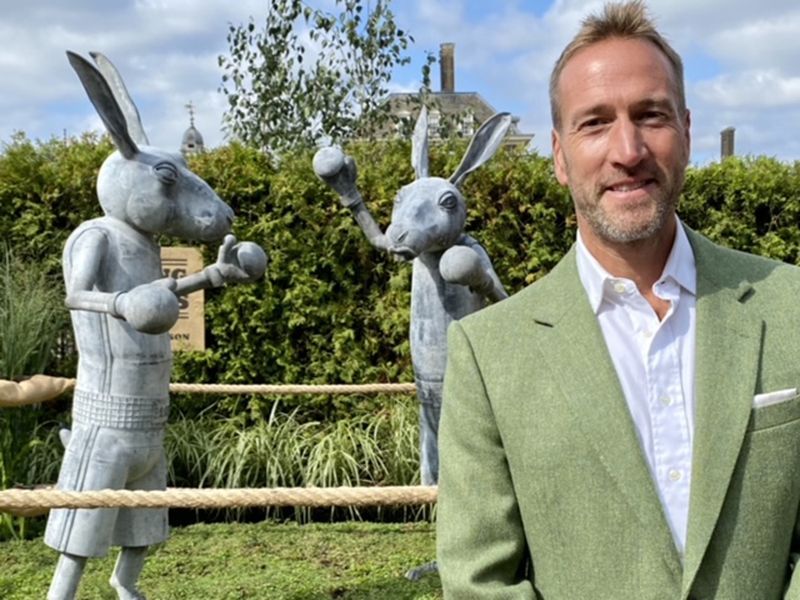 Boxing Hares 