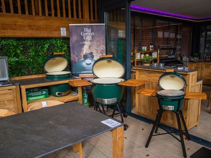 Bari Kitchen Big Green Egg Unit With Wheels | Bari