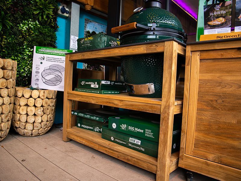 Bari Kitchen Big Green Egg Unit With Wheels | Bari
