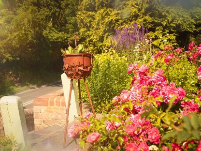 Butterfly Planter Stand 