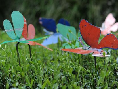 Butterfly Stake Small - Set of 10
