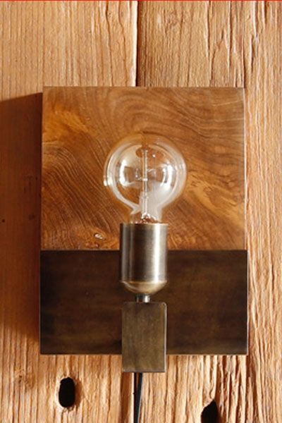 Button Wall Lamp