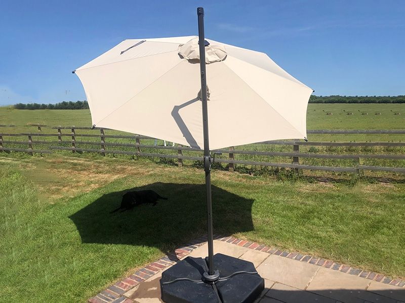 Calypso LED Cantilever Parasol 3.5M Diameter-Garden Furniture Centre-MidInstock,instock,MidRange,Round,Parasols,Cantilever Parasols Parasols,LED Parasols,Cantilever Parasols-{collection_title}