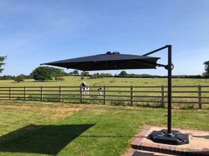 Calypso LED Parasol 3M Square
