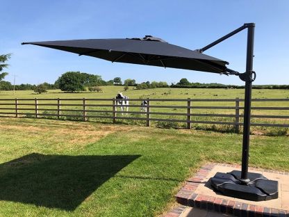 Calypso LED Parasol 3M Square