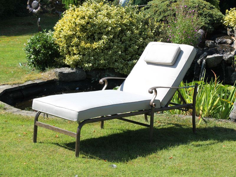 Casino Sun Lounger | Ex-Display-Garden Furniture Centre-MidRange,Loungers & Daybeds,Metal,Outdoor Furniture,Metal Furniture,Casino & Leaf Range,Metal Loungers,Ex-Display,Showroom exdis,Sale-{collection_title}