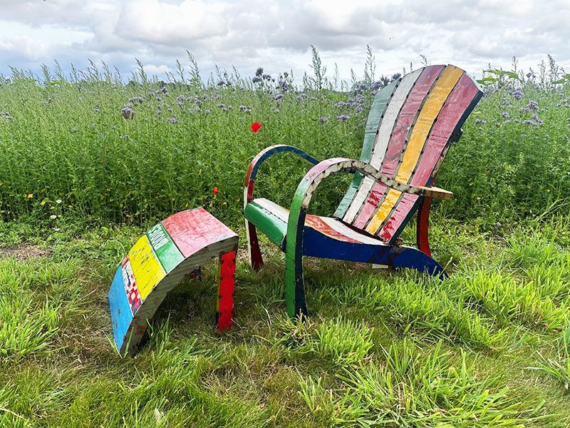 Coloured Throne Lounger-Garden Furniture Centre-MidInstock,instock,MidRange,Loungers & Daybeds,Metal Furniture,Upcycled Furniture,Ranges,Think Outside Range,Metal Garden Ornaments,Think Outside Range Ranges,Gifts,Metal,Metal Loungers-{collection_title}