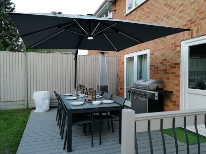 Royal 3M Square LED Parasol