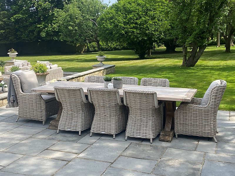Valencia Dining Table 