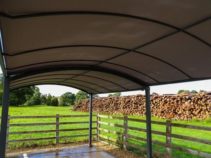 Extendable Gazebo with Canopy