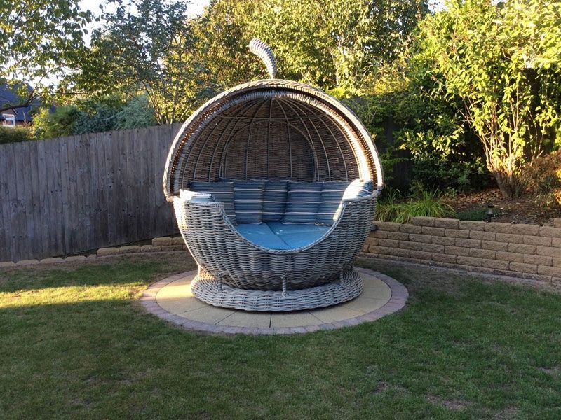 Fiji Apple Day Bed | Ex Display-Garden Furniture Centre-Showroom exdis,Rattan,Loungers,Outdoor Furniture,Rattan Furniture,Loungers & Daybeds,Fiji Range,Sale,Outdoor Sale,Autumn & Winter Sale,Ex-Display-{collection_title}