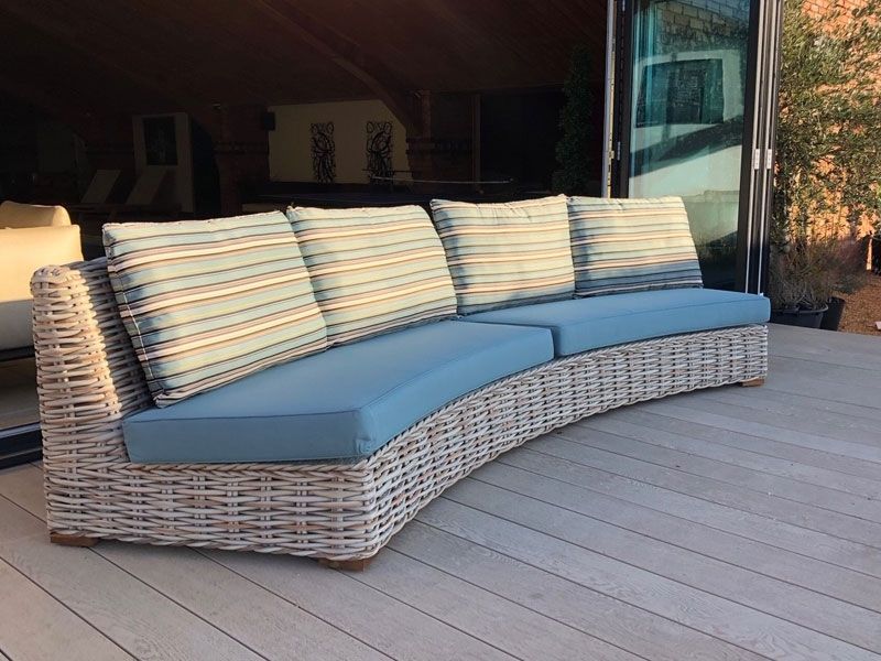 Armless Fiji Curved Sofa 