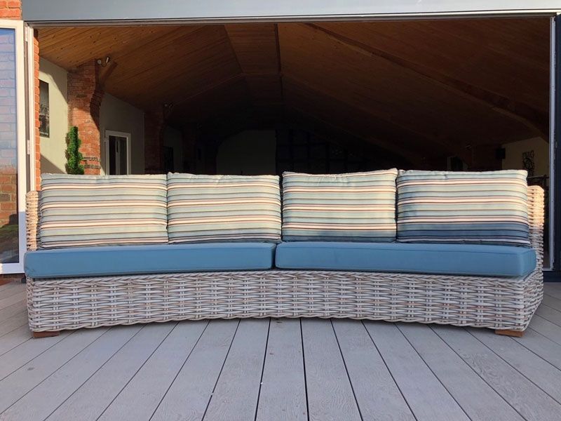 Armless Fiji Curved Sofa 