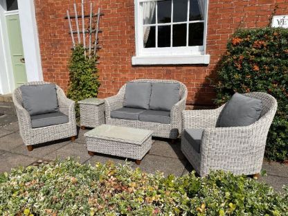 Fiji Smooth 5 Piece Suite