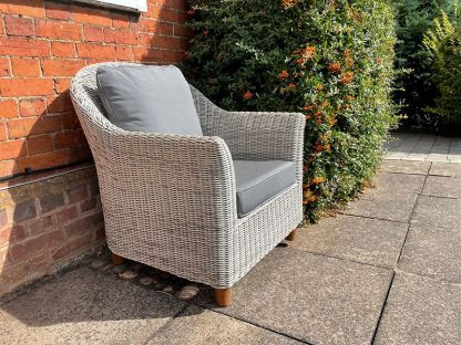 Fiji Smooth Armchair 