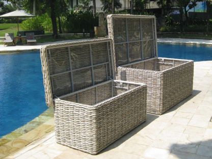Fiji Cushion Box
