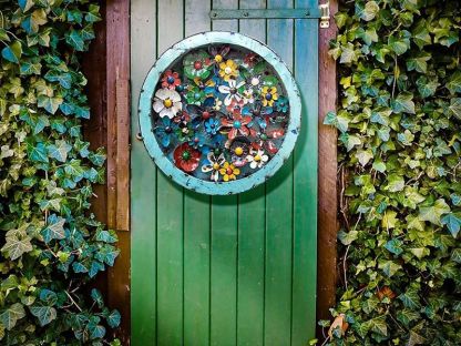 Wall Hanging Flower Tub
