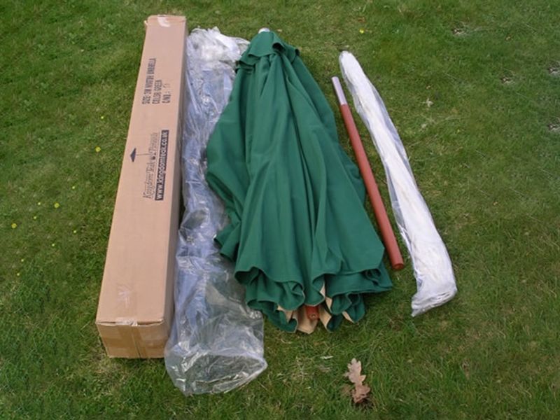 Emerald 3.5M Dia Parasol-Garden Furniture Centre-48Hour Dispatch,MidInstock,instock,MidRange,Commercial Parasols,Parasols,Stand Alone Parasols Parasols,Stand Alone Parasols-{collection_title}