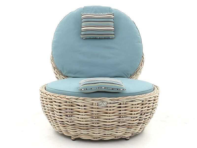 Fiji Magic Apple Day Bed