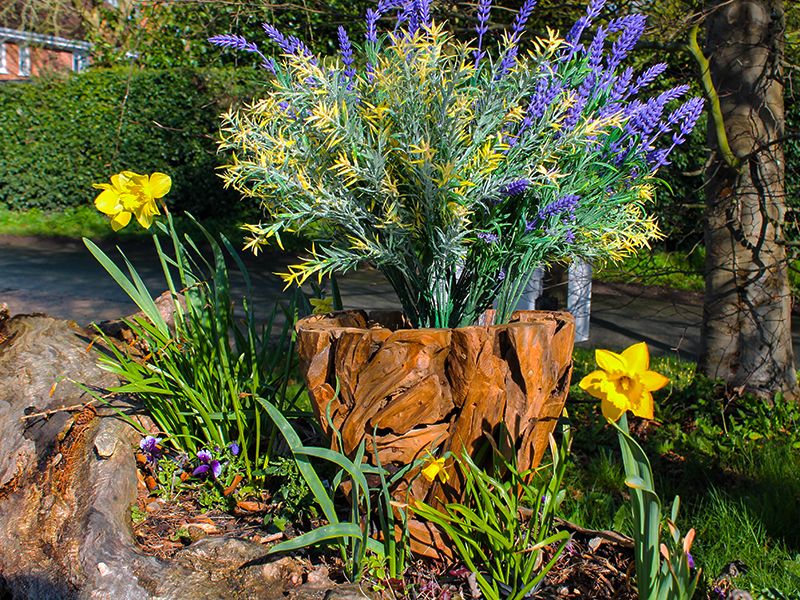 Ikal Small Planter