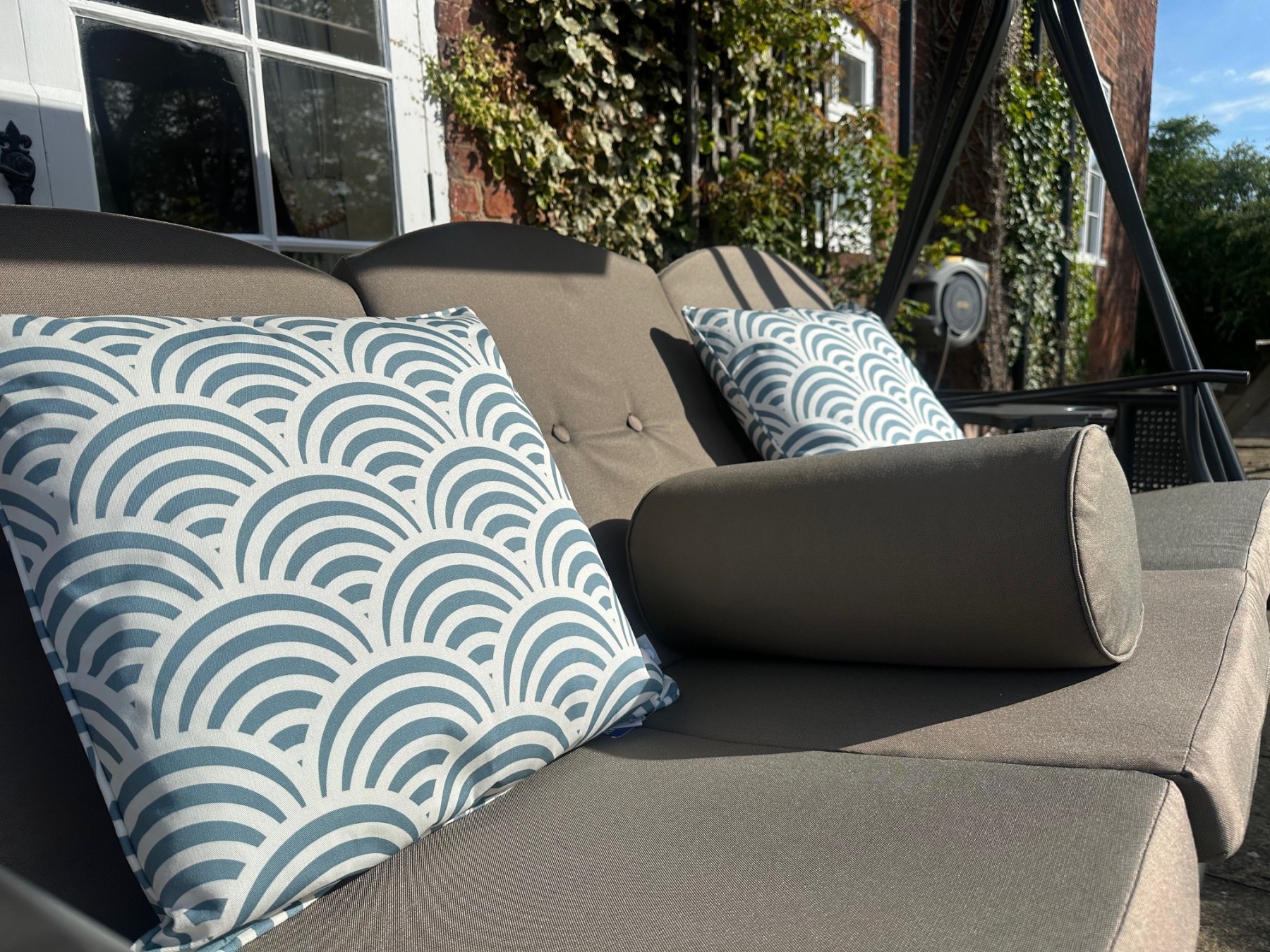 Havana Swing Seat-Garden Furniture Centre-MidInstock,instock,MidRange,Outdoor Furniture,Metal Furniture,Swing Seats & Lounge Chairs,Metal,Loungers,Metal Loungers,Swing Seats-{collection_title}