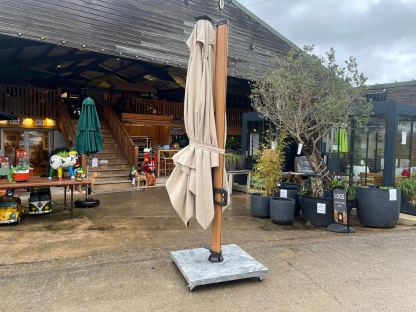 Cloud Grey Granite Base with Wheels | Cantilever Parasols