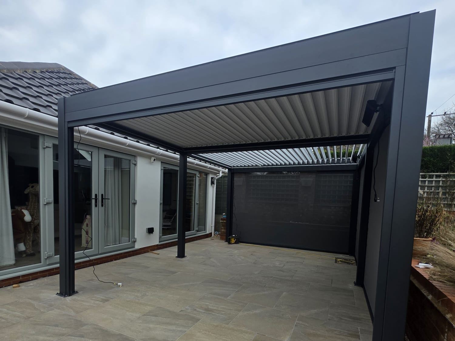 Eclipse 5 X 3.5m LED Motorised Pergola | Free Standing 