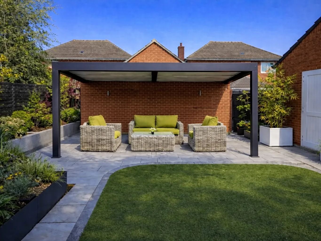 Eclipse 3 X 4m LED Motorised Pergola | Wall Mounted