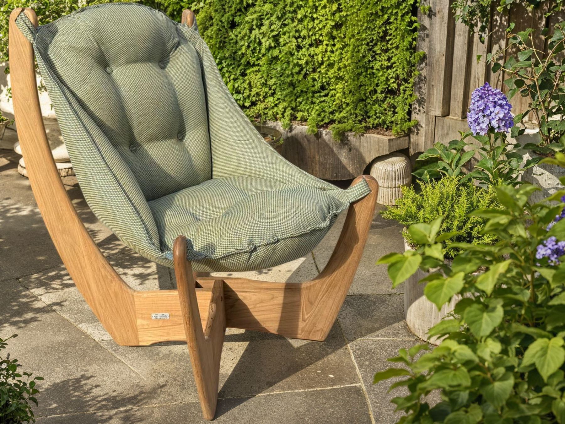 Kangaroo Teak Lounge Chair | FSC® Certified