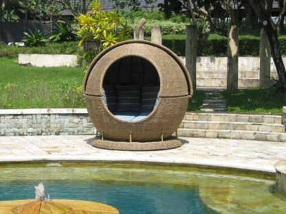 Montana Apple Day Bed