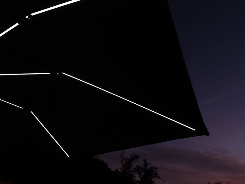 Royal 3M Square LED Parasol