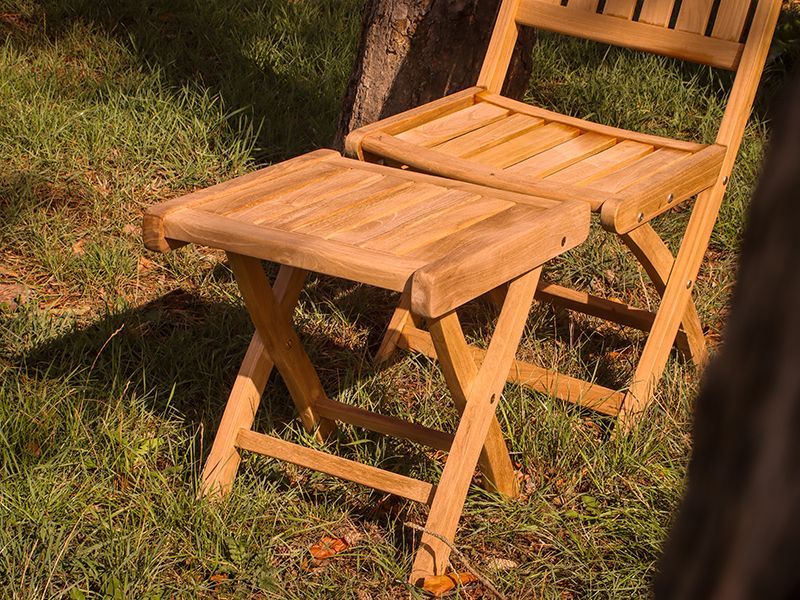 Sandhurst Folding Footstool/Coffee Table
