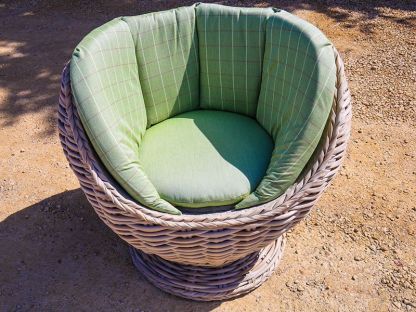 Fiji Swivel Chair