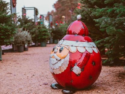Festive Santa Sculpture Large