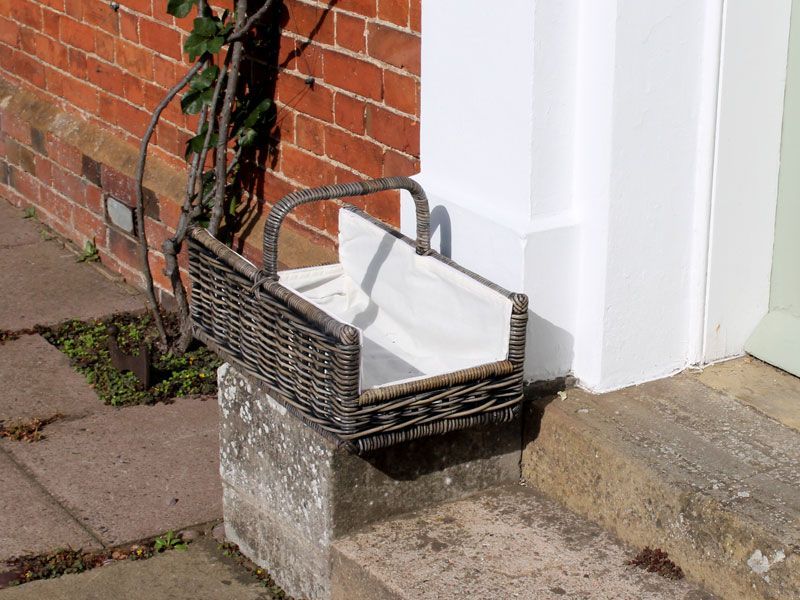 Kubu Natural Log Basket & Calico Lining
