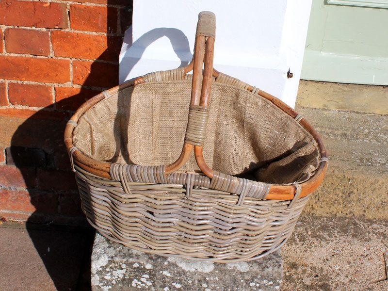 Kubu Oval Log Basket With Jute Lining
