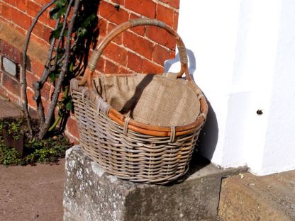 Kubu Oval Log Basket With Jute Lining