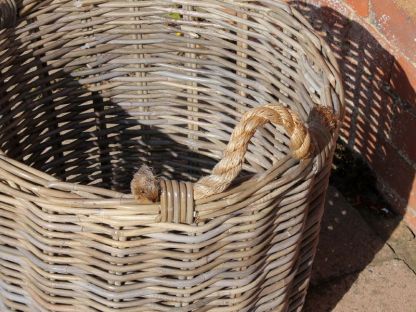 Kubu Round Basket With Rope Handles