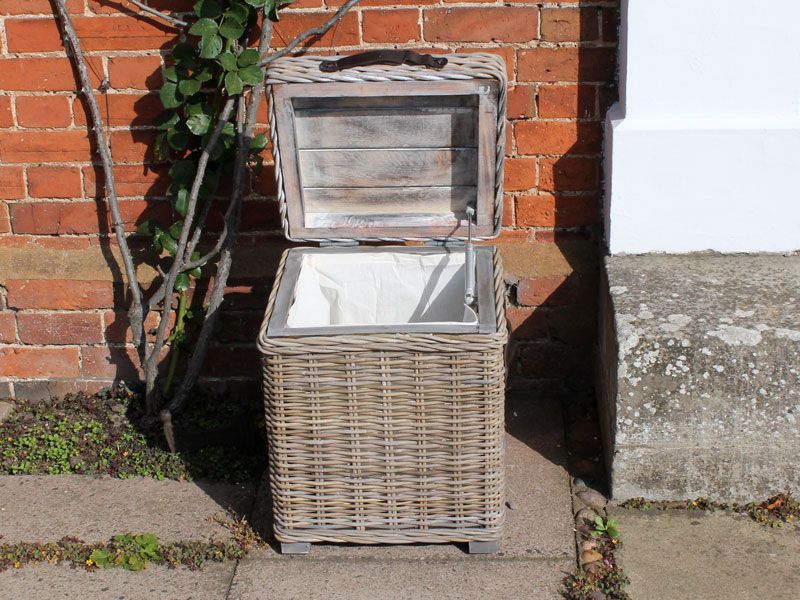 Kubu Table Trunk (Small)