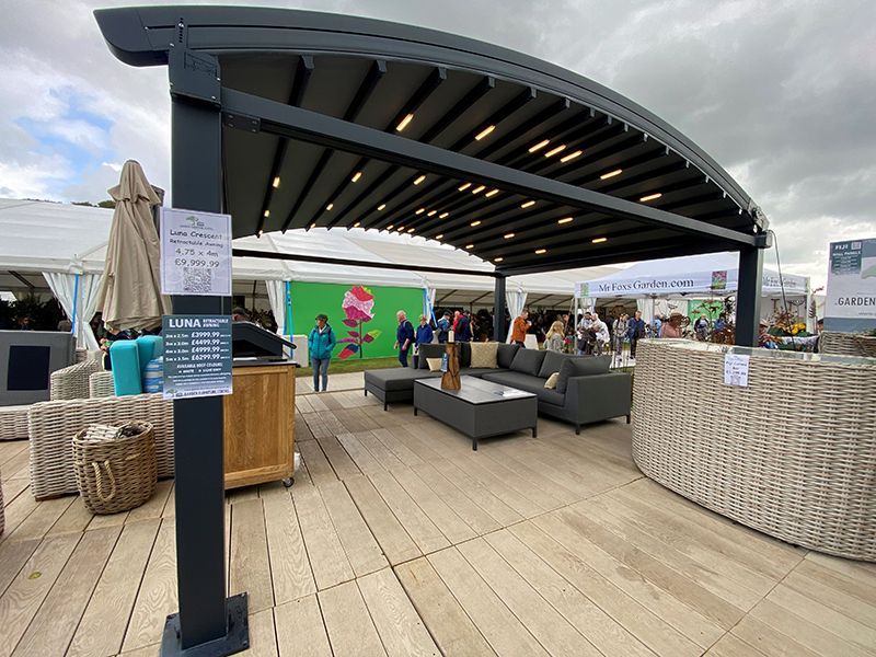 Luna Crescent Retractable Awning 4.75 x 4m | Luna Range | RHS Tatton Park