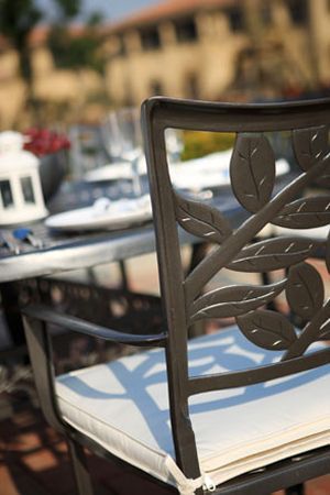 Leaf 6 Seater Oval Table and Chairs Set