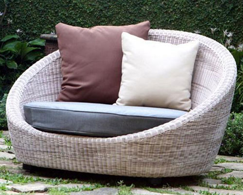 The Drift Love Seat