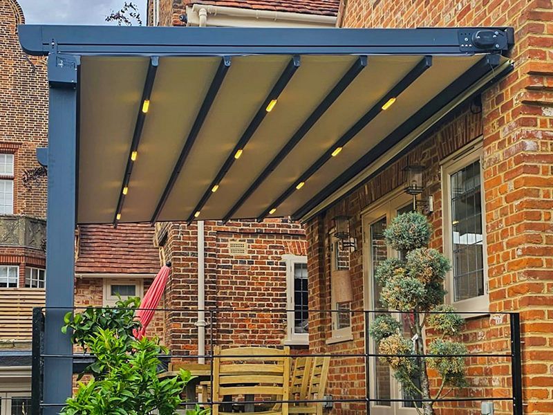 Luna Retractable Awning | 3M X 3M 