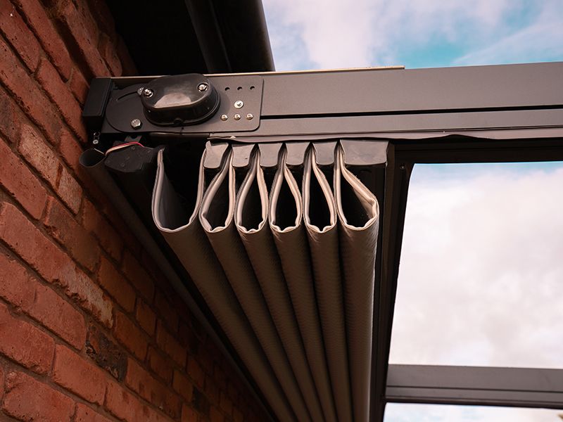 Luna Retractable Awning | 5M X 3.5M 