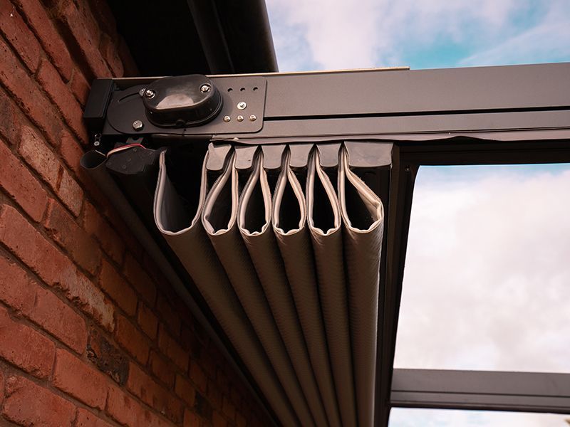 Luna Retractable Awning | 5M X 3.5M 