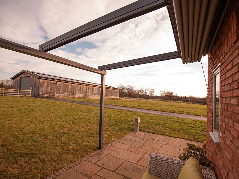 Luna Retractable Awning | 5M X 3.5M 
