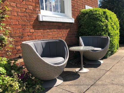 Luxor Meteor Swivel Chair Set 