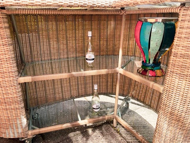 Meteor Spa Bar 