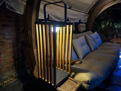 Mandalay Square Solar Lamp