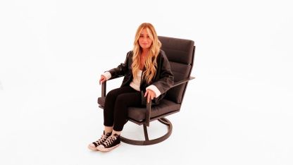 Maroon Relax Chair | Life Range 
